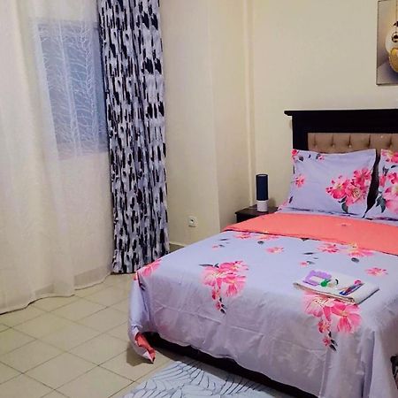 Appartamento Kenza Lux Appart Bafoussam Esterno foto